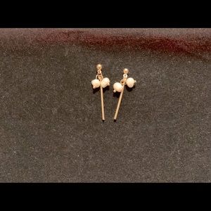 Cultured Pearls earrings